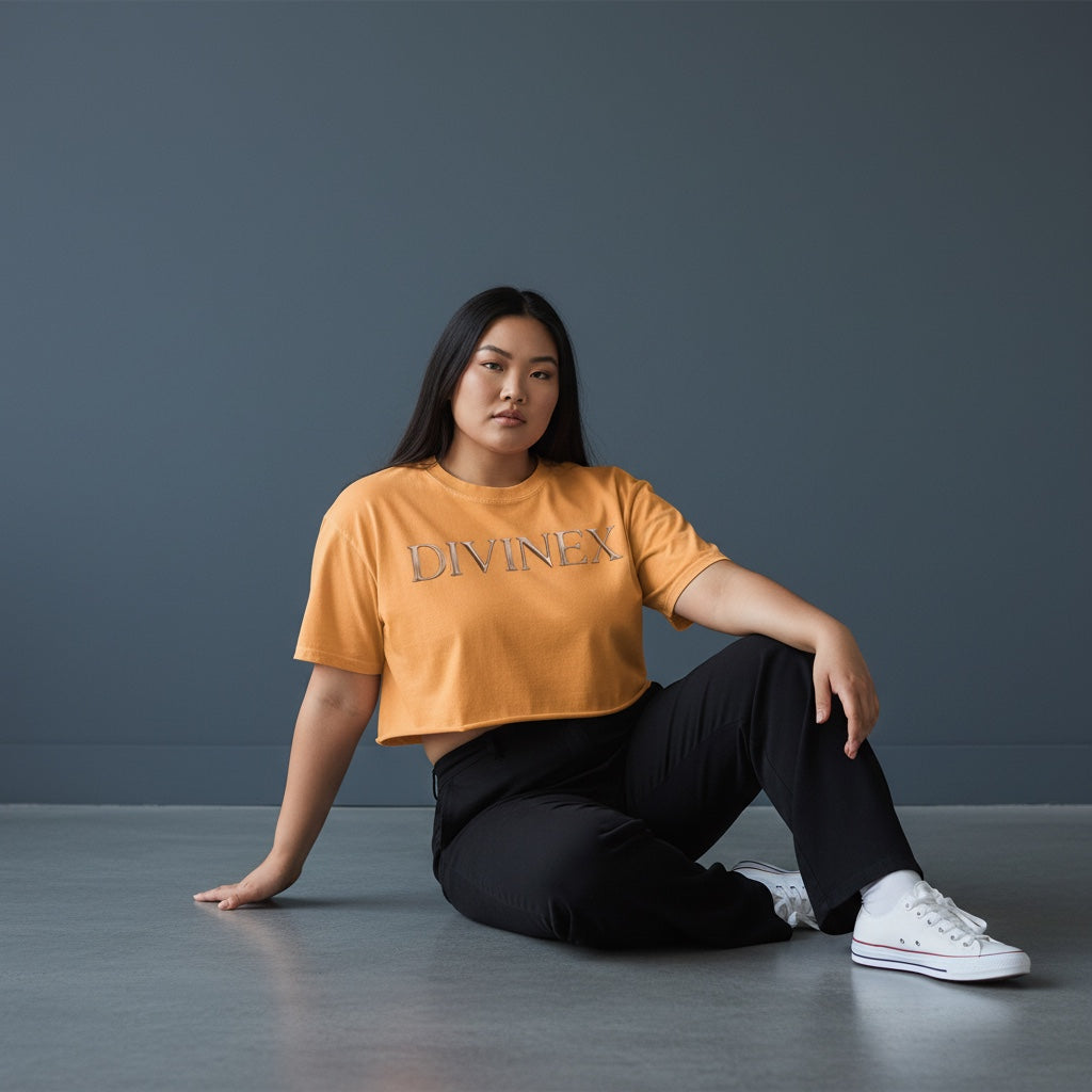 Snowwashed Signature Cropped Tee