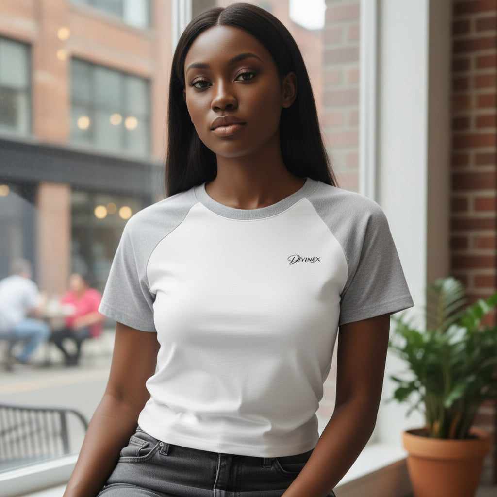 DivineX Signature Raglan Crop